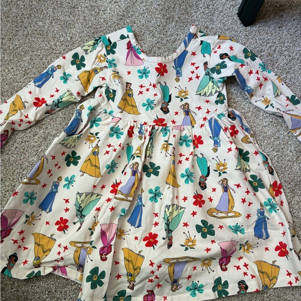 Hanna Andersson White Dress with Multicolor Princess Print